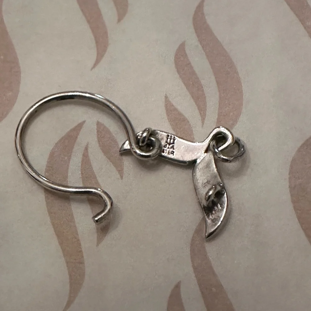 Vintage RETIRED James Avery Whale Tail Charm Holder Sterling Silver - Picture 3 of 5